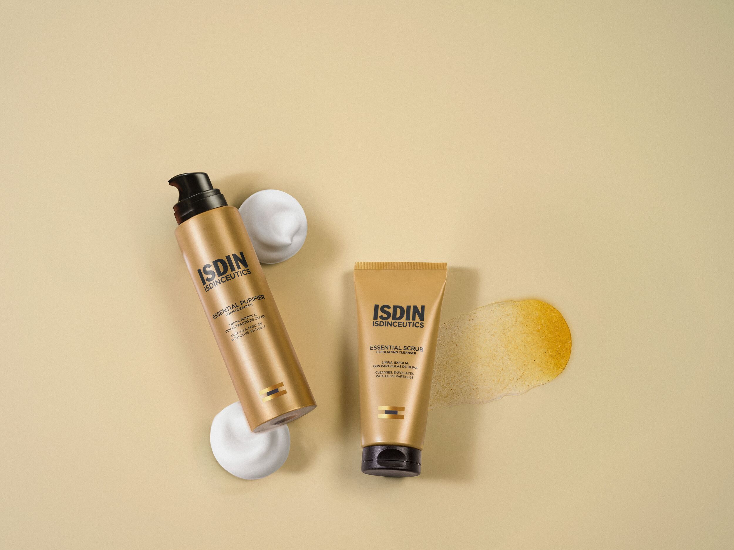 XL Plus-300651_EssentialScrubPurifier_LS_39_R4